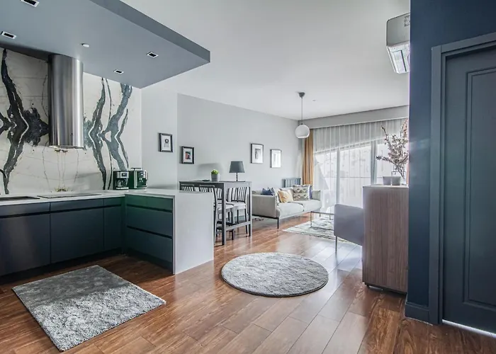 Modern In Beyoglu With Balcony * 伊斯坦布尔